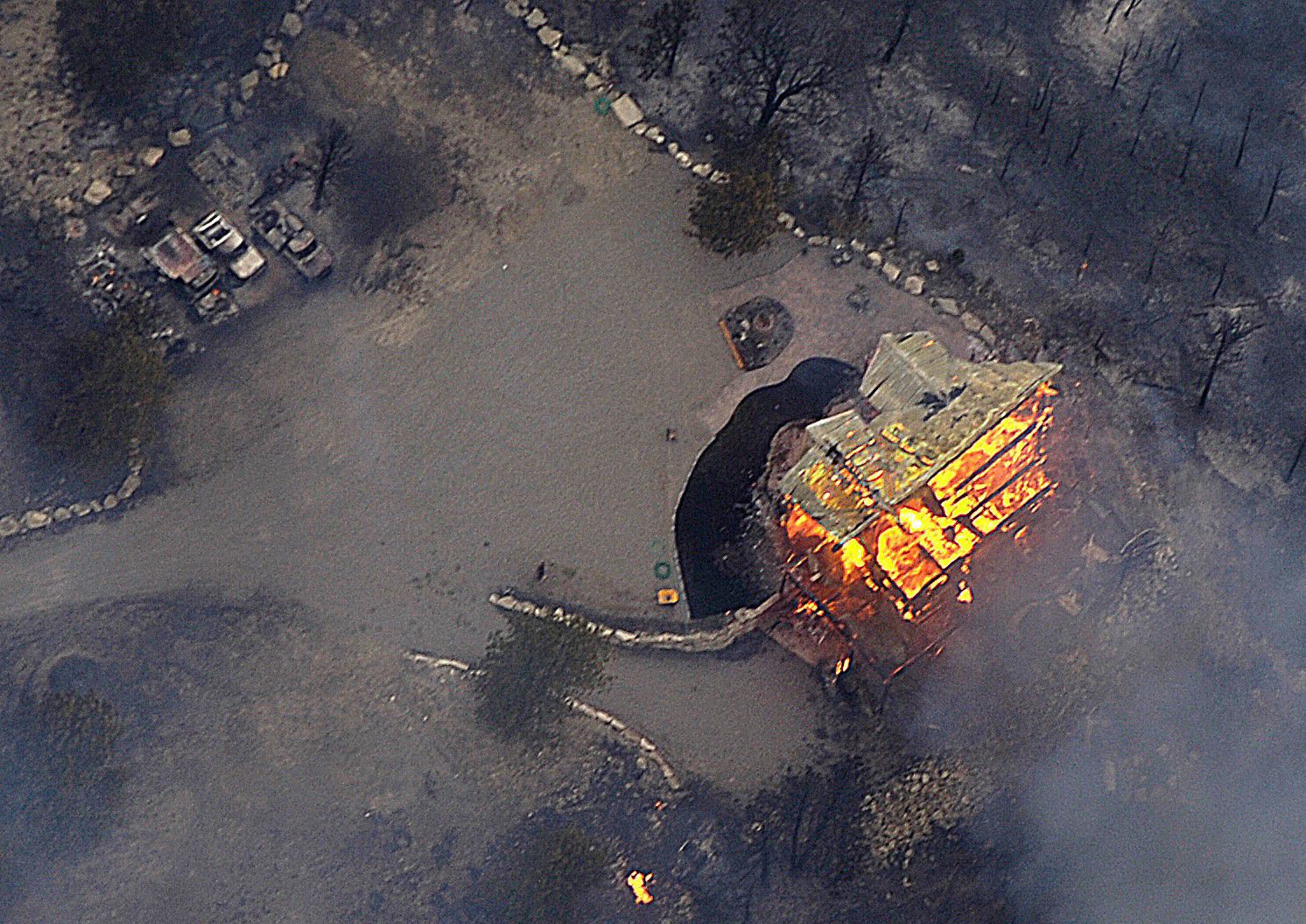 Saunders fire home